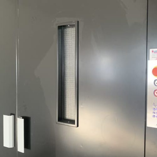 Monte-charge-accessible-IMG_8248